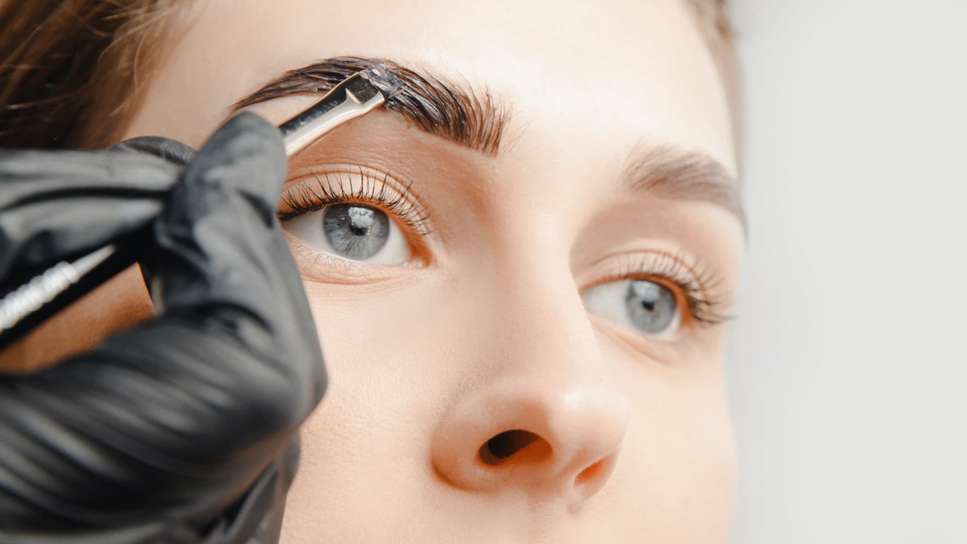 Expert brow treatment at MISE